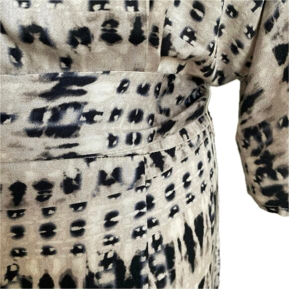 LAVENDER BROWN Ikat Print Belted Wide Leg Flutter Sleeve Jumpsuit Size M Black - Picture 6 of 13